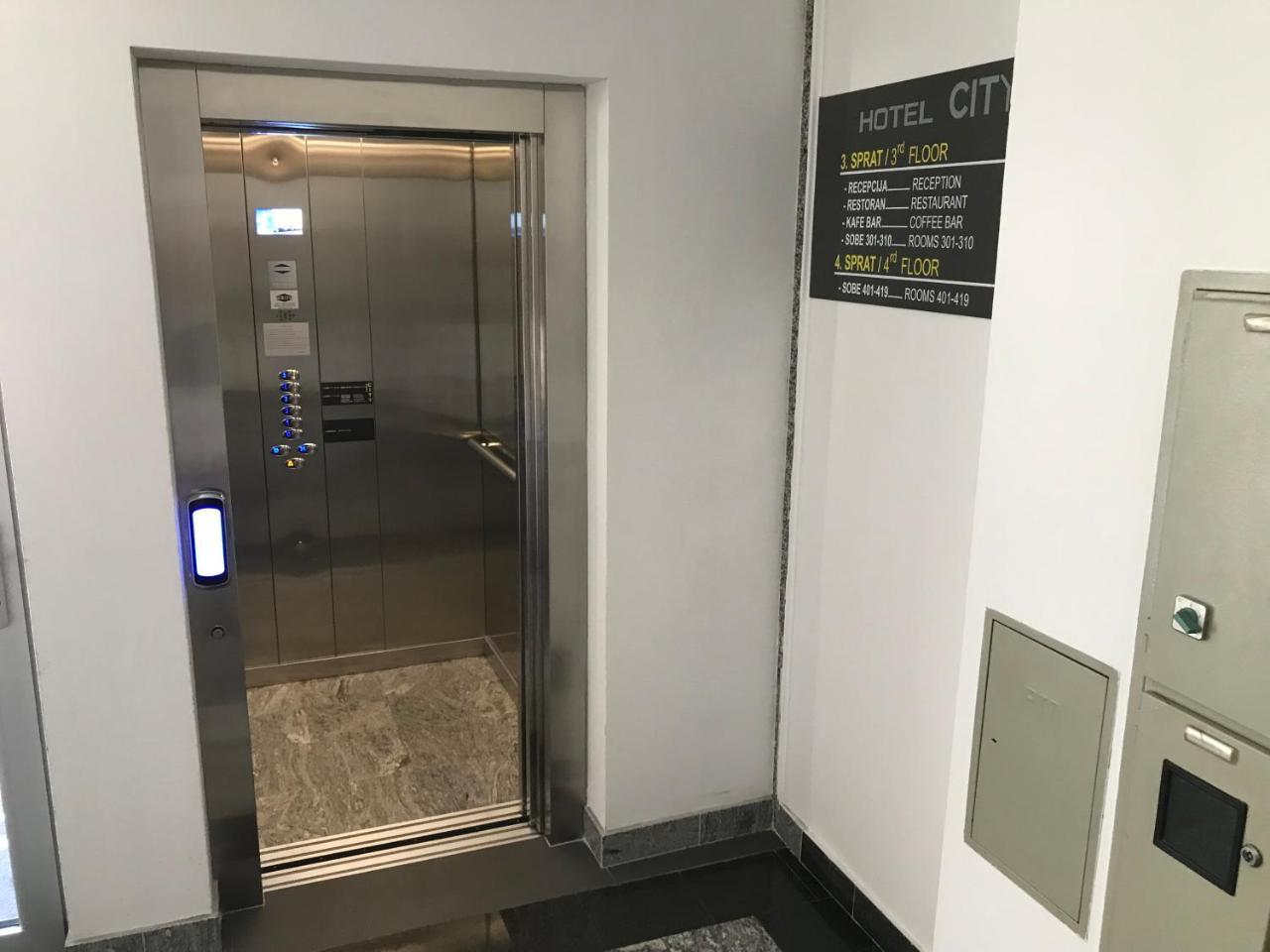 Hotel City Prnjavor Kültér fotó